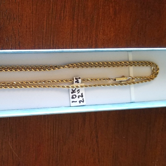 10K Gold Rope Chain - Picture 2 of 13